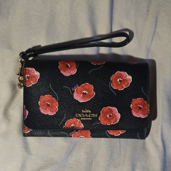 Coach Handbags - Coach Black Floral Wristlet Clutch LIKE.NEW